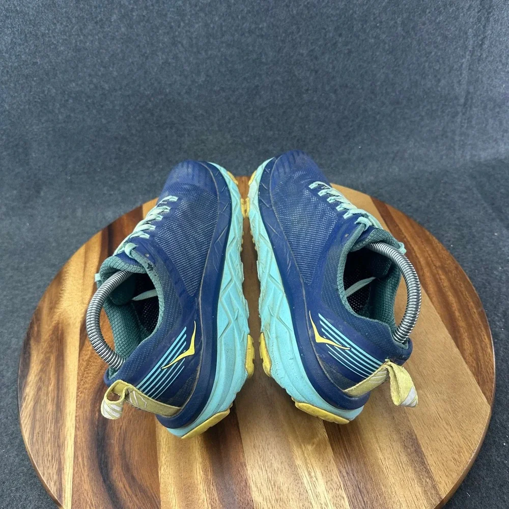 Hoka One One hoka one